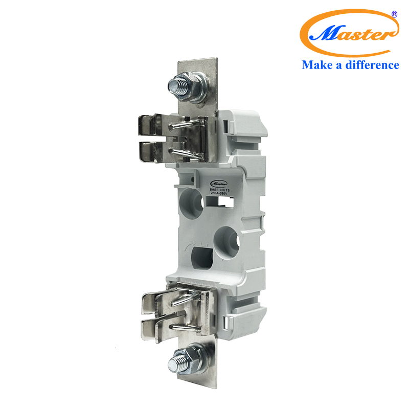 Đế Cầu Chì NH1 Master